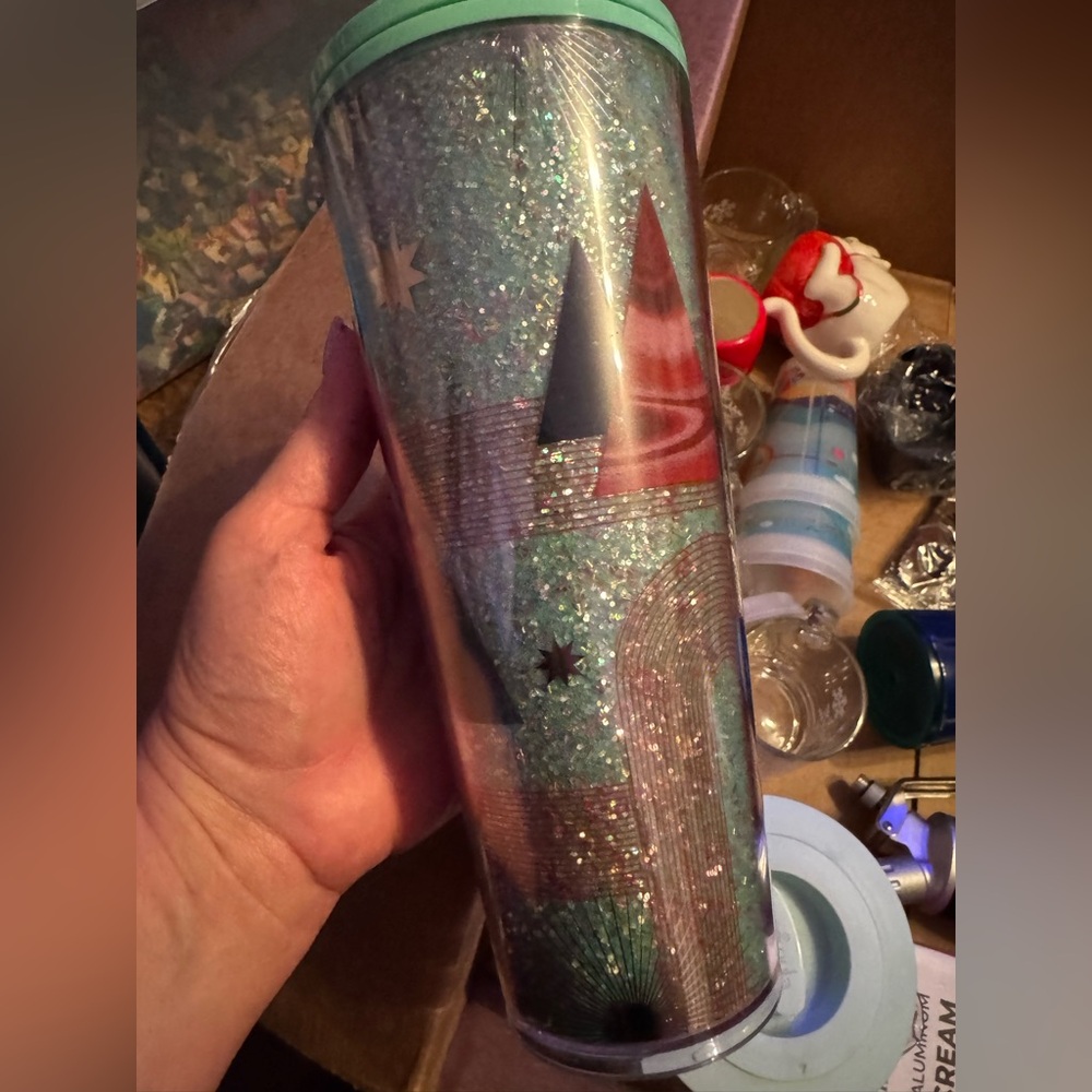 Starbucks 2022 Christmas Glitter Tumbler 24 ounce